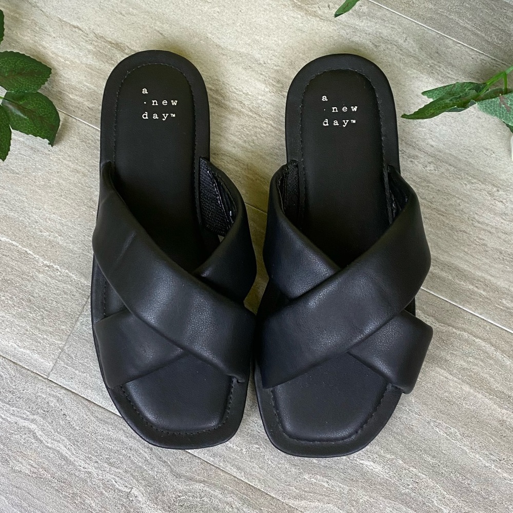 ♣️A•N•D Target Sandals - Picture 2 of 6